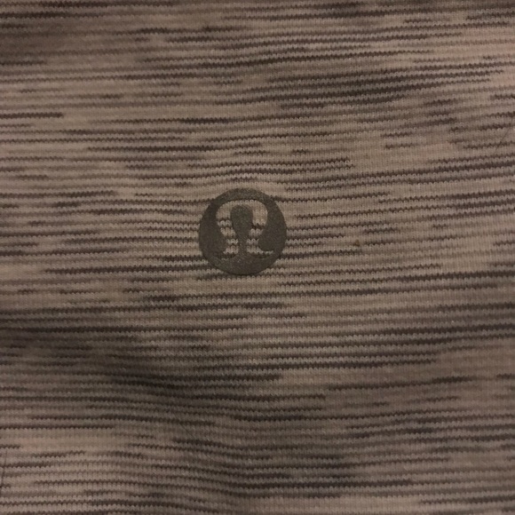 EUC lululemon wunder unders 21” crop - Picture 4 of 7